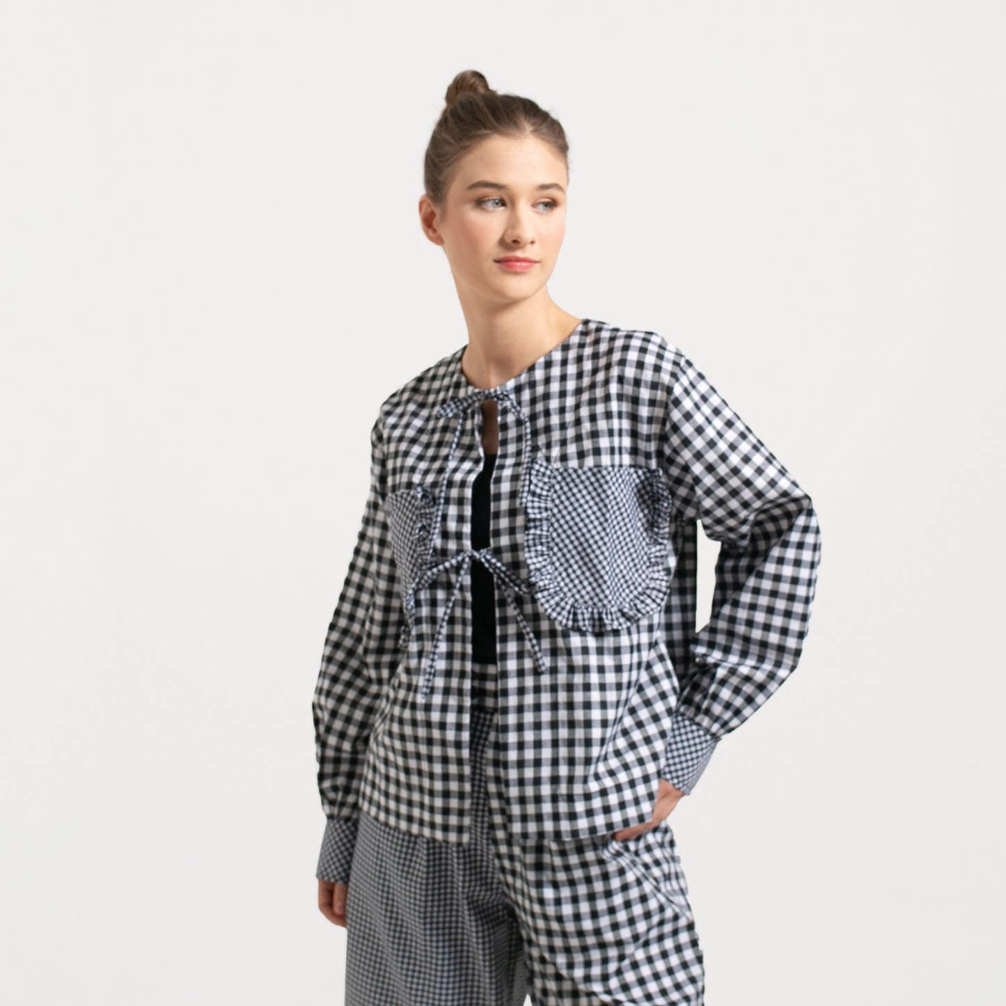 Lola Outer Black