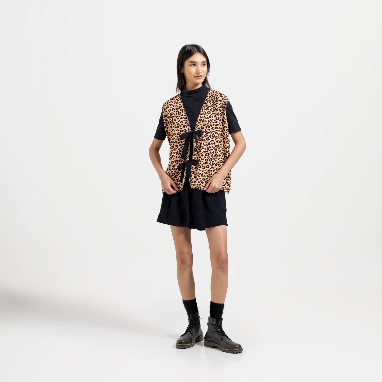 LEOPARD VEST