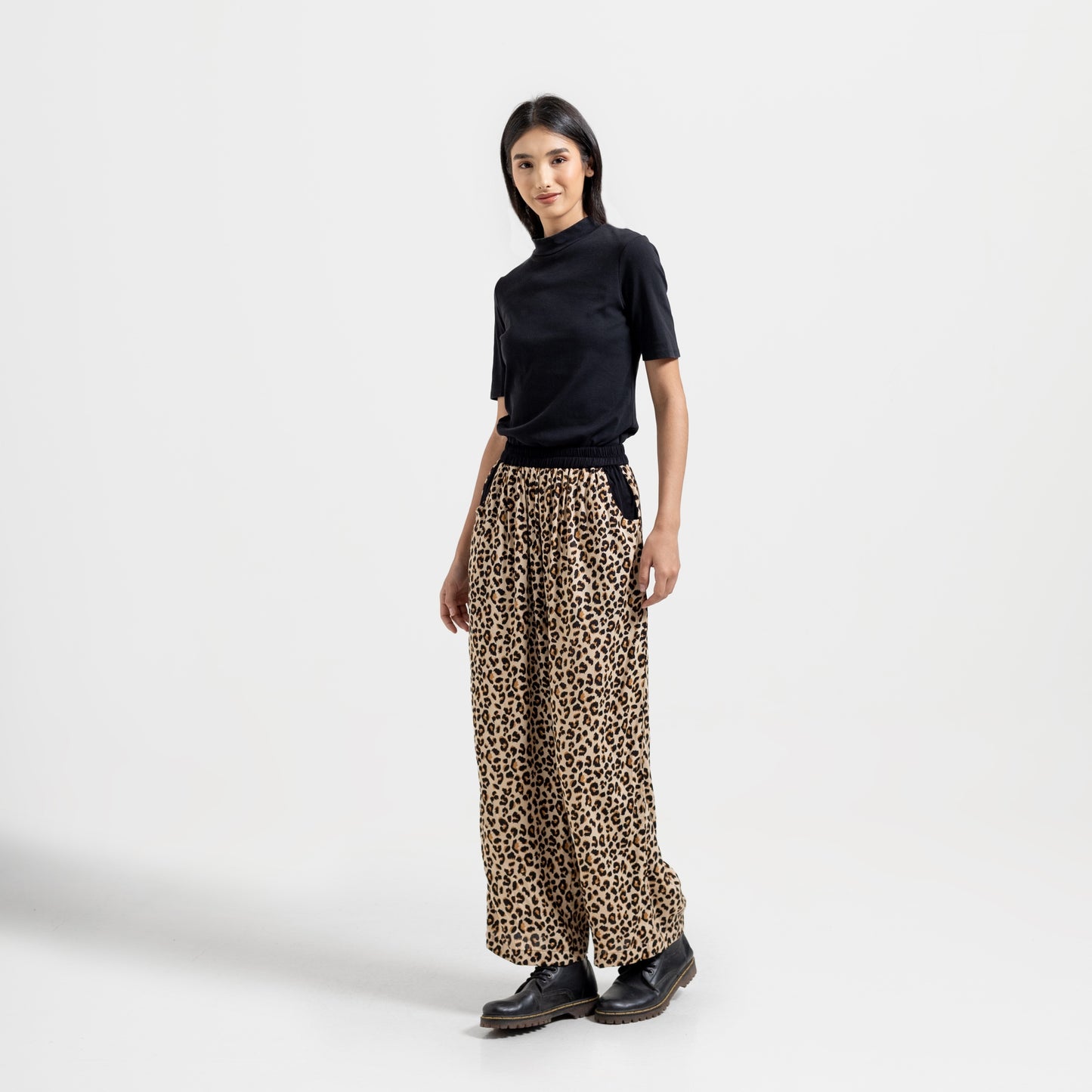 LEOPARD PANTS