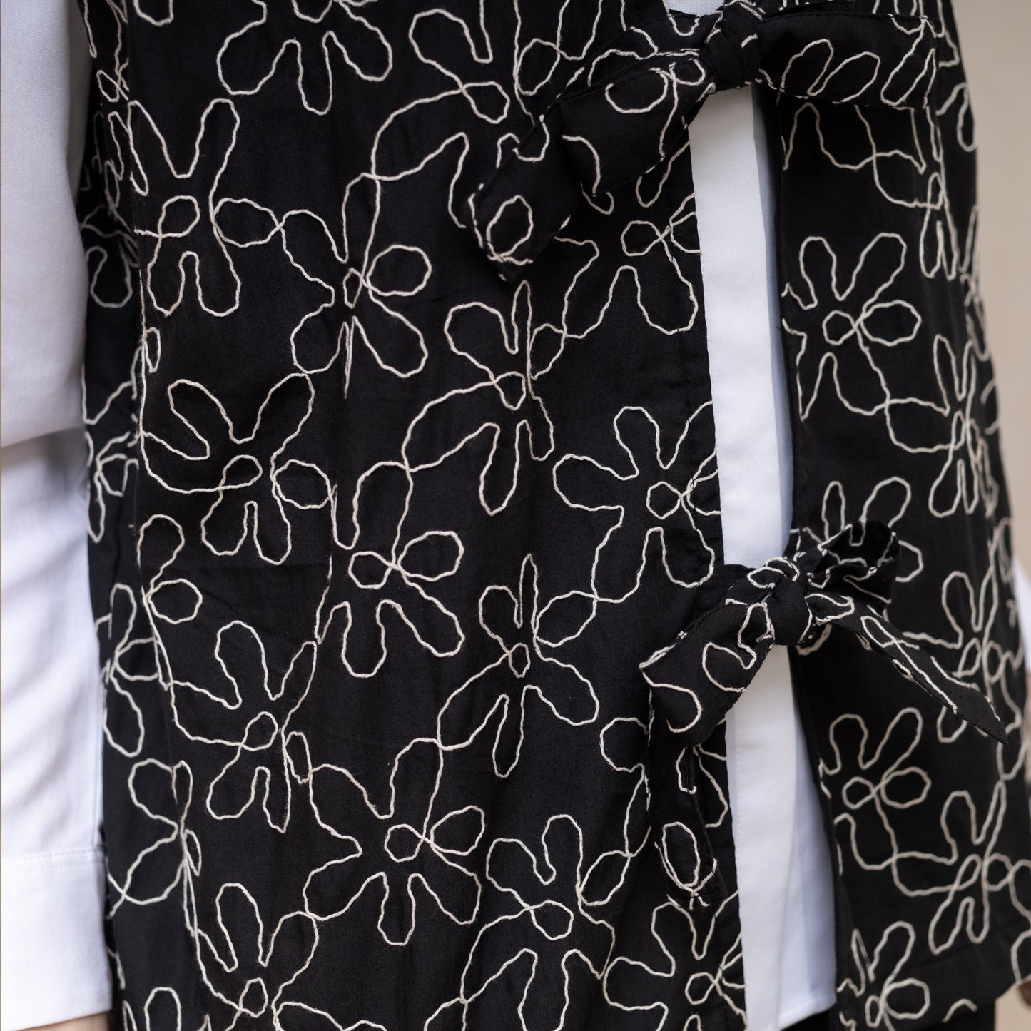 Fleur Vest Black