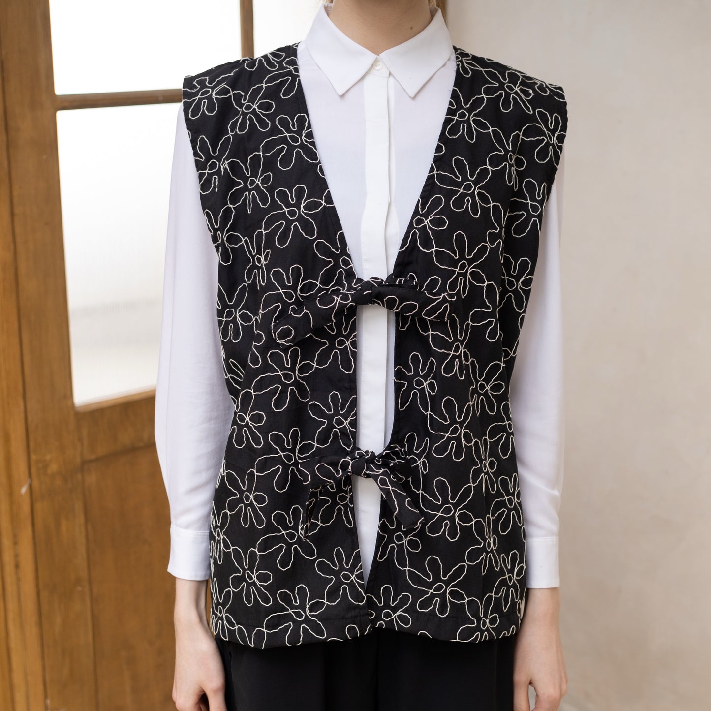 Fleur Vest Black