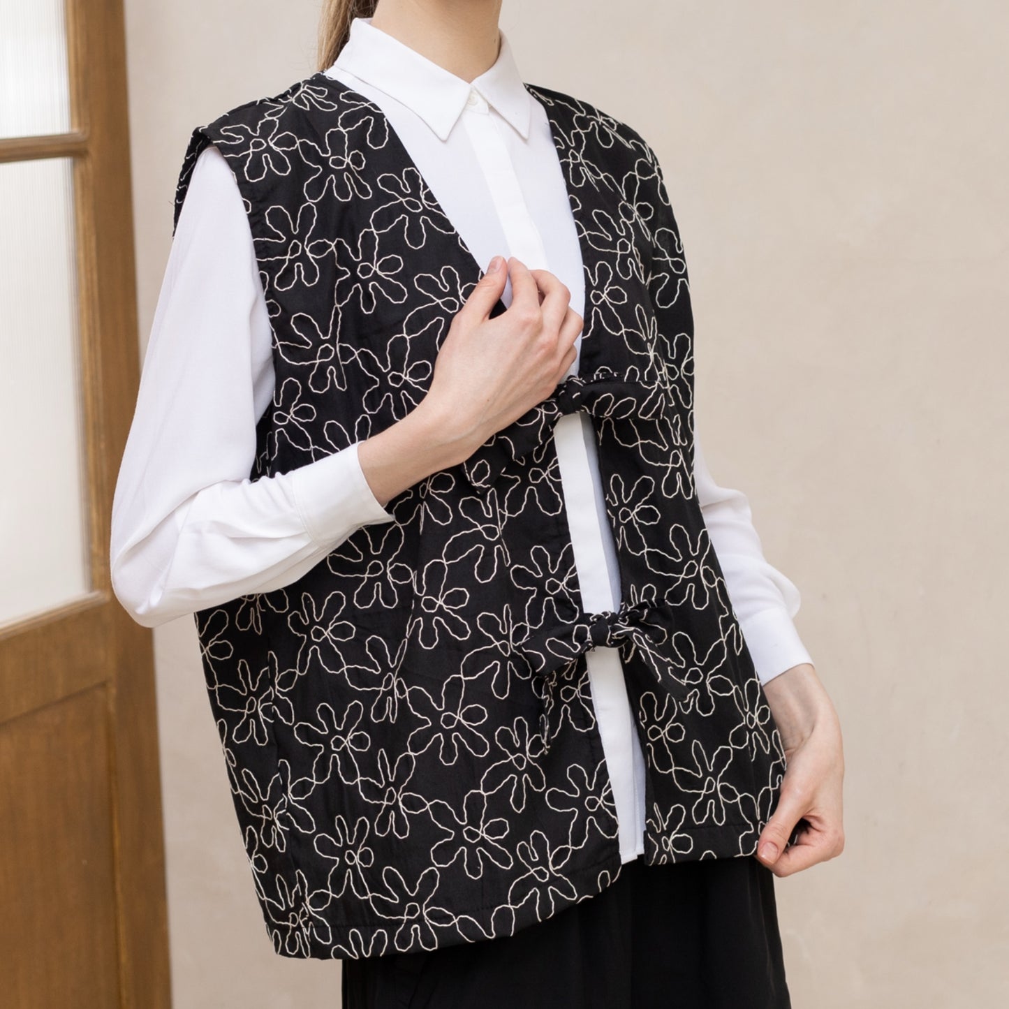 Fleur Vest Black