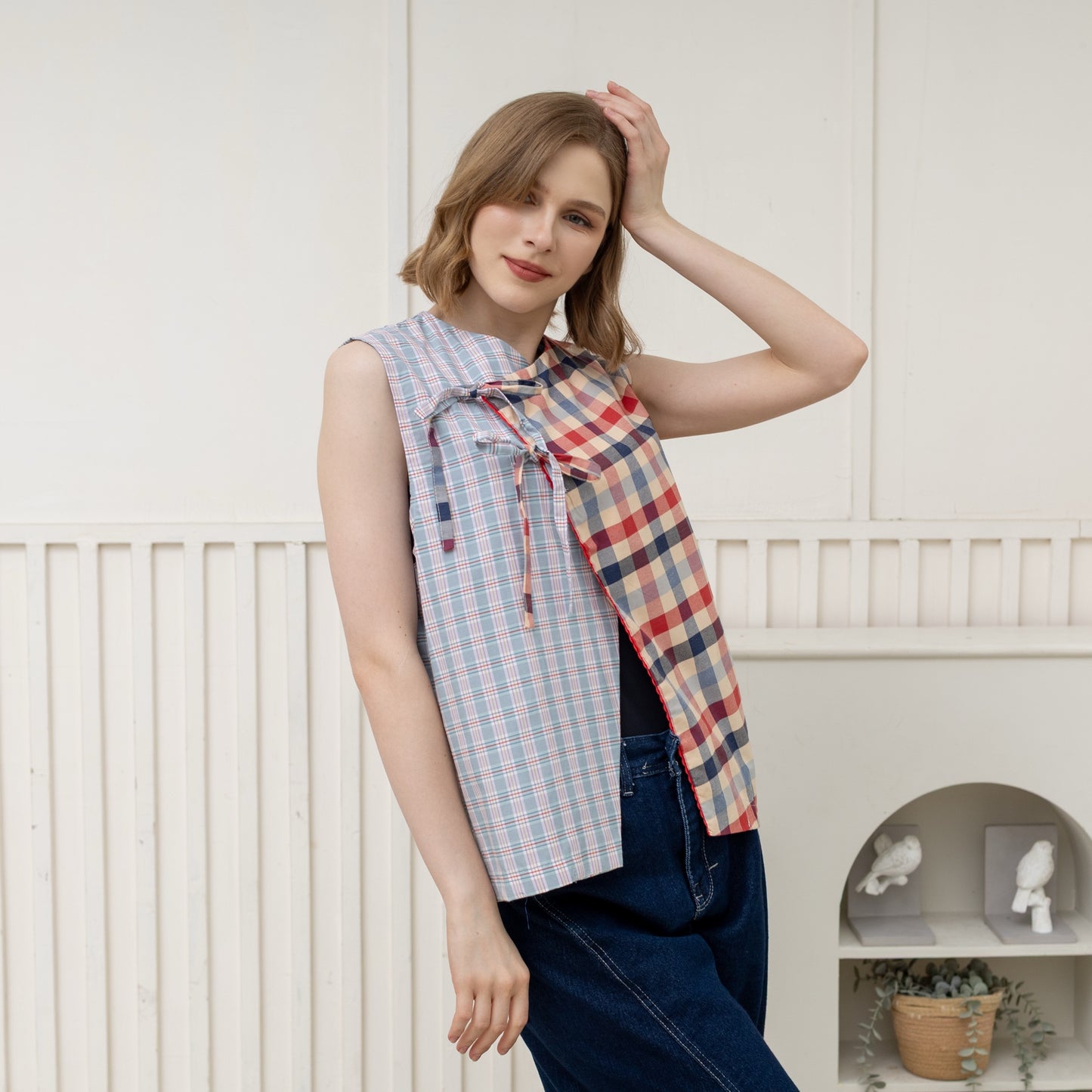 Belle Vest Red